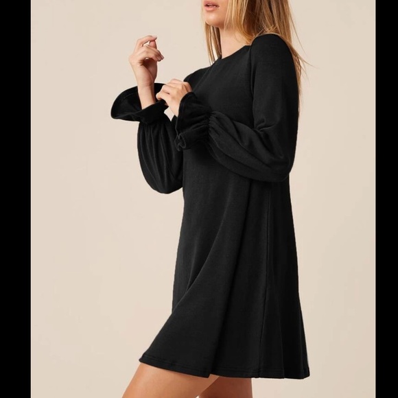 BRAND NEW FLOUNCE SLEEVE SOLID DRESS - Picture 4 of 5